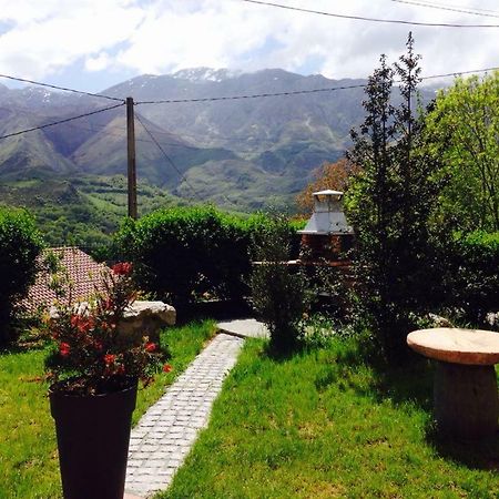 فيلا Casa Llampedro Canales  المظهر الخارجي الصورة